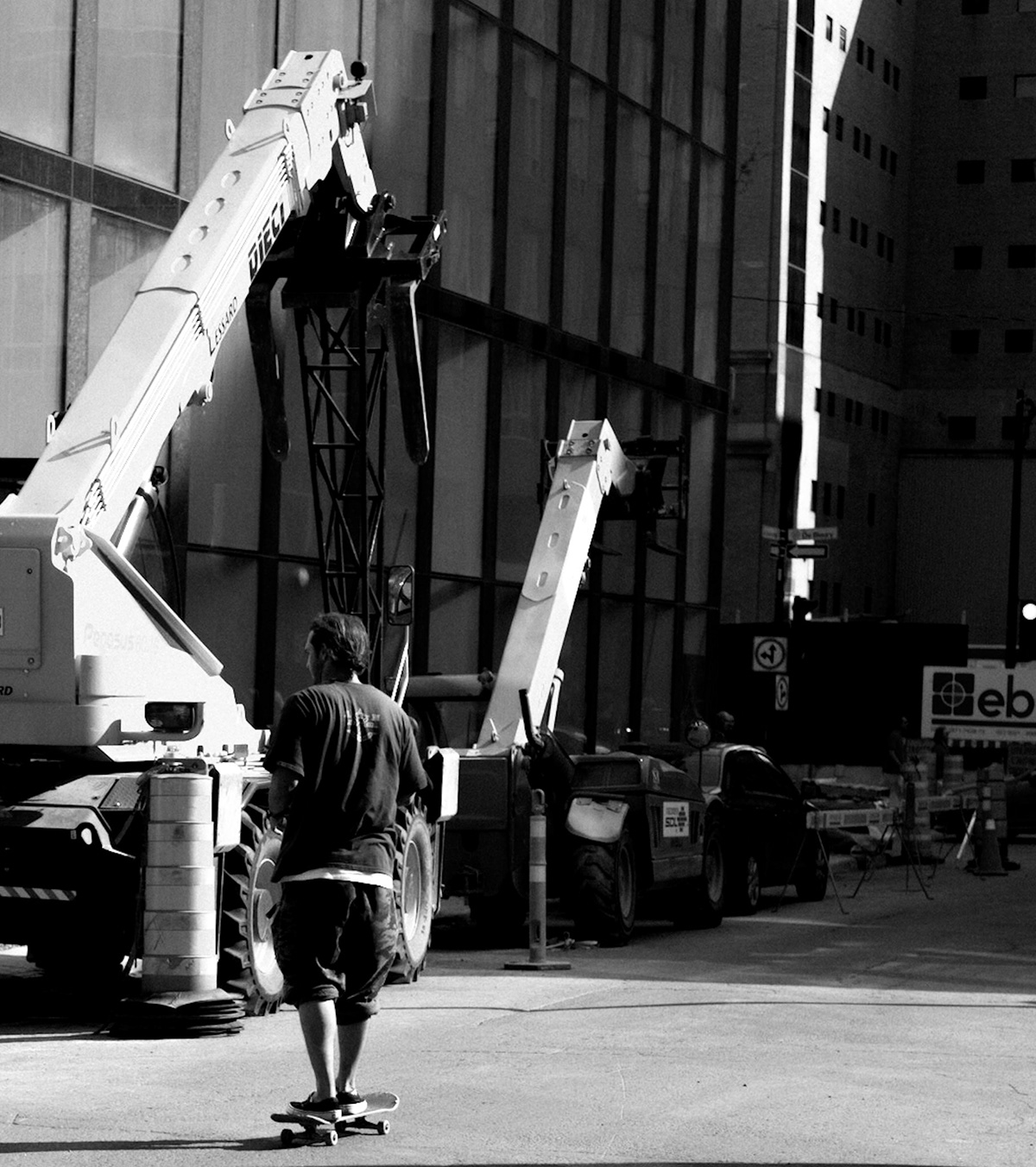 /projects/photography/2017_summer_montreal/skate.jpg